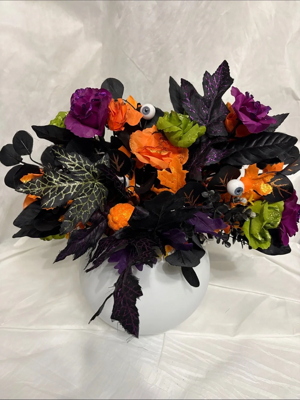 Halloween Floral Arrangement (Bouquet Only) 20 Stems